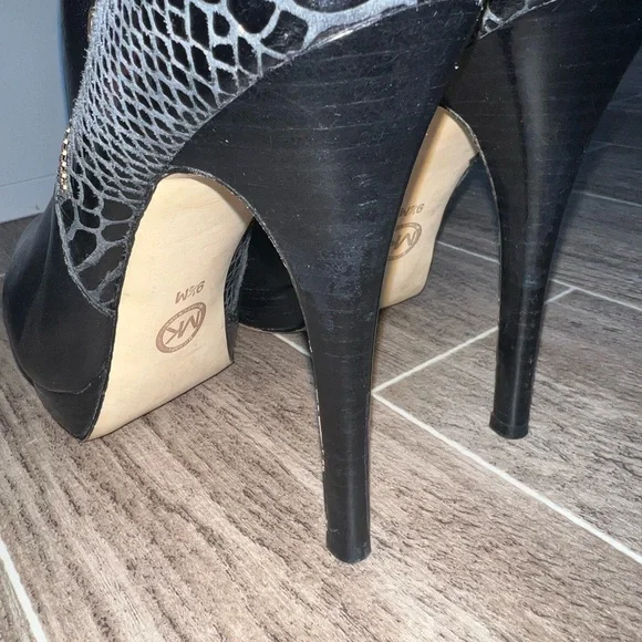 Michael Kors Black High Heels - Picture 3 of 7
